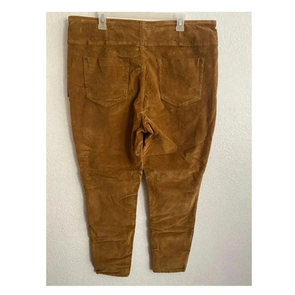 🆕NOHO Plus-Size Corduroy Corset Skinny Jeans 21🆕 - Picture 4 of 15